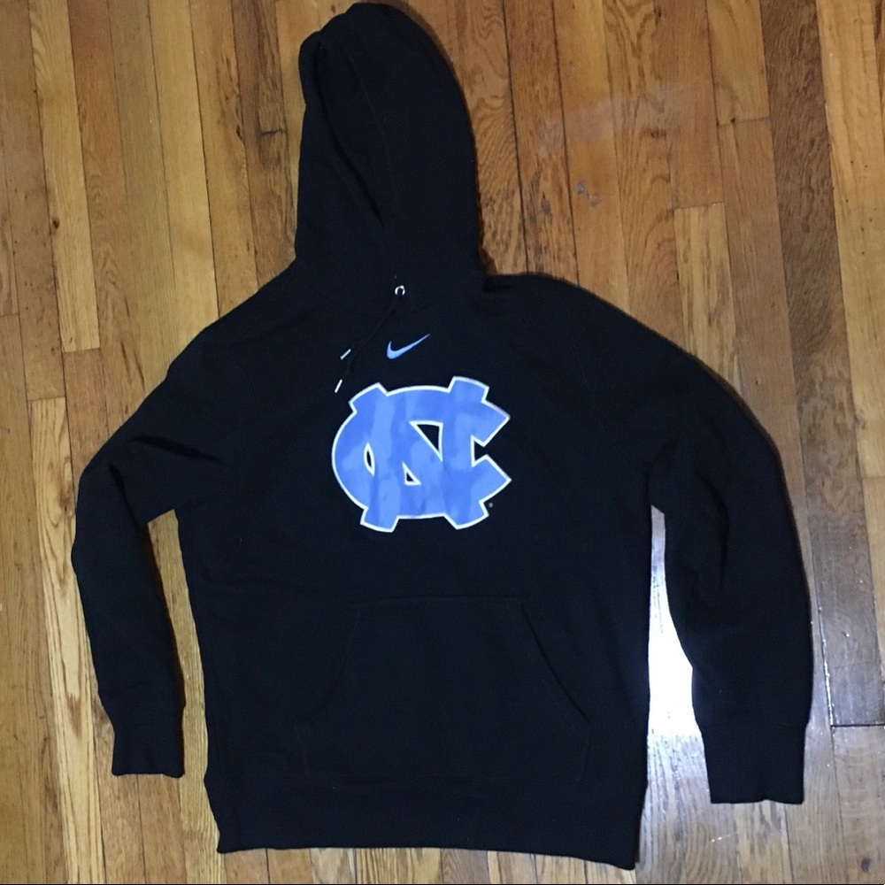 2000s Nike North Carolina Tarheels